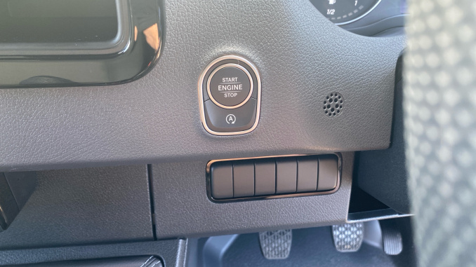 Mercedes-Benz Sprinter 315Cdi L3 Diesel Rwd 3.5t H2 Pro Van 9G-Tronic - Image 33